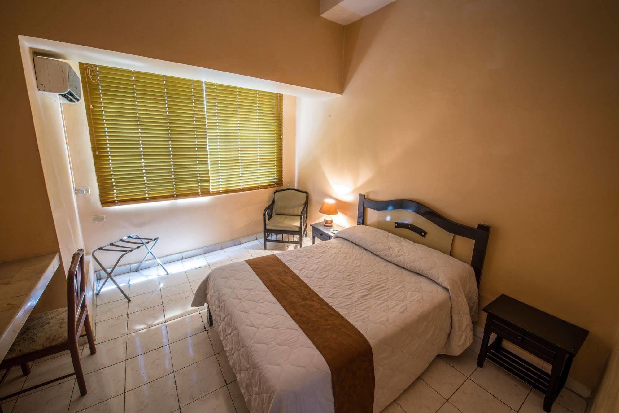 Atlantic Suites Hotel Guayaquil Dış mekan fotoğraf